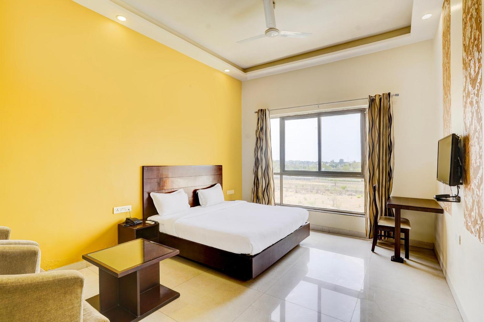 Hotel Amrit Manthan Chittorgarh Exterior foto